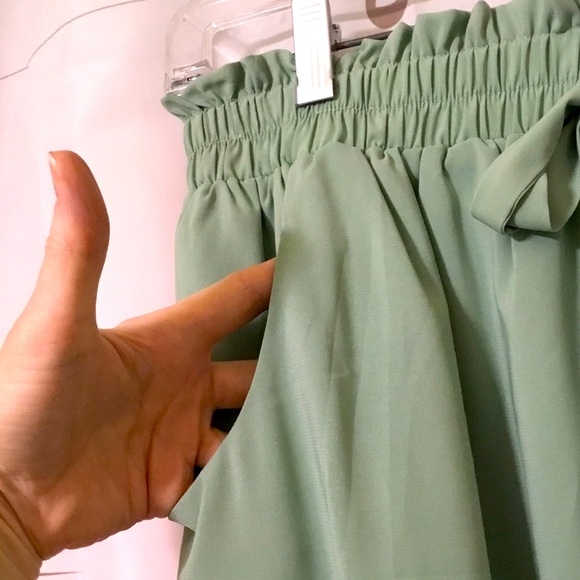 Comme Toi Women's Bow Tie Mini Skirt Stretch Waist Seafoam Green ~ Size Medium - Picture 2 of 8